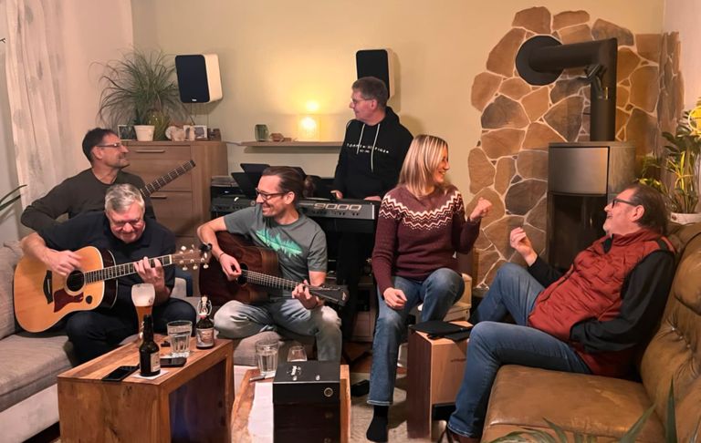 www.strandgut-band.club